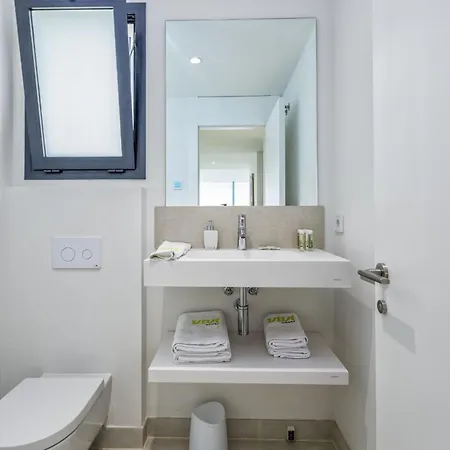 Appartement Vivi Homes - Panorama Pool, Golf, Terrace & Sea View